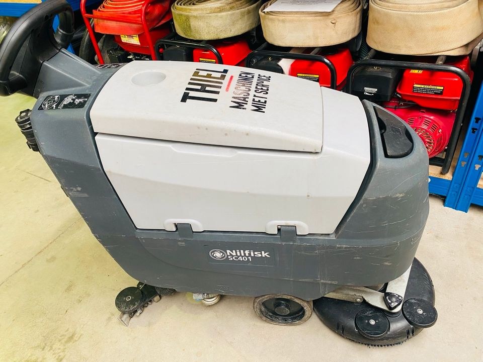 Nilfisk Scheuersaugmaschine kompakt stark leise mieten