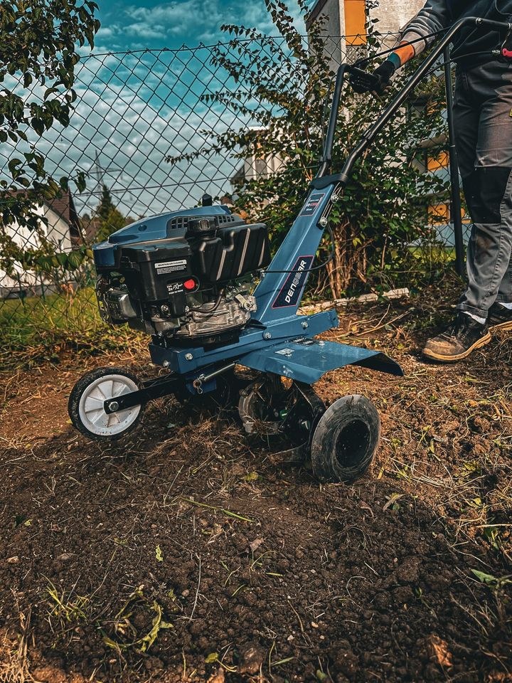 Gartenfräse Motorhacke Gartenhacke Bodenhacke mieten in Illertissen