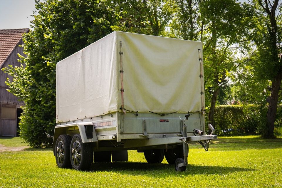 Planenanhänger 2 Achser 750kg Umzug Transport mieten in Illertissen