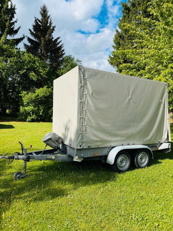 Großer Planenanhänger 2t Transportanhänger Umzug mieten in Illertissen – 4