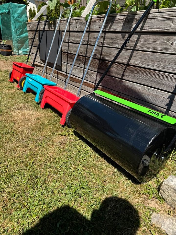 Rasenwalze Gras sähen Säwagen mieten in Illertissen – für ebenen Rasen – 2