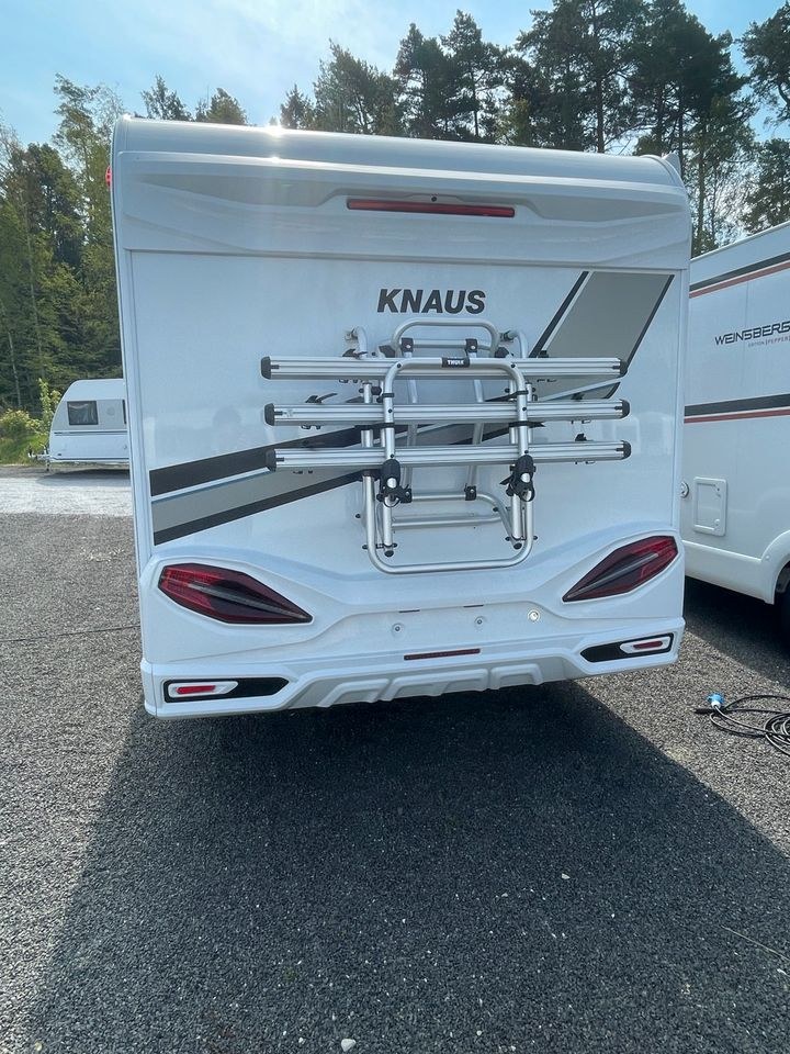 Wohnmobil Hund Knaus 4 Personen Hundeboxeneinbau mieten – 4