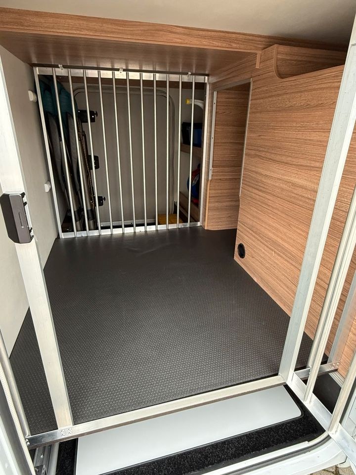 Wohnmobil 2 Personen Hundebox Klima Autom mieten in Wassertrüdingen – 4