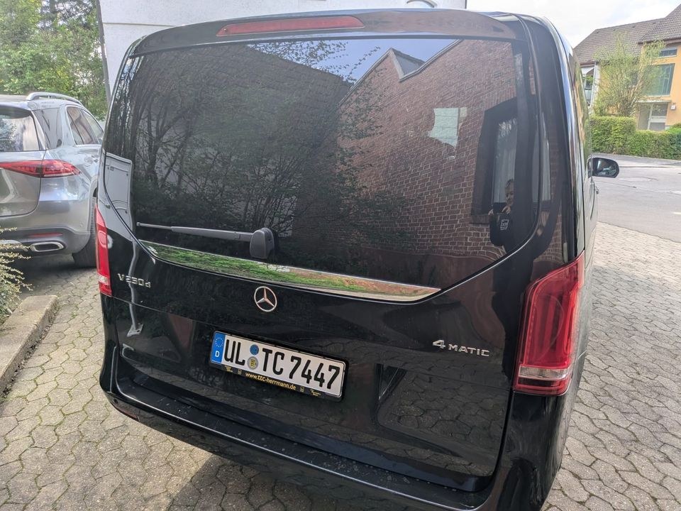 Mercedes Bus km frei extralang V Klasse Allrad mieten in Laichingen – 4