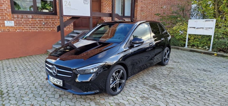 PKW Mercedes Premium Fahrzeuge Ulm AKlasse mieten in Laichingen – 2