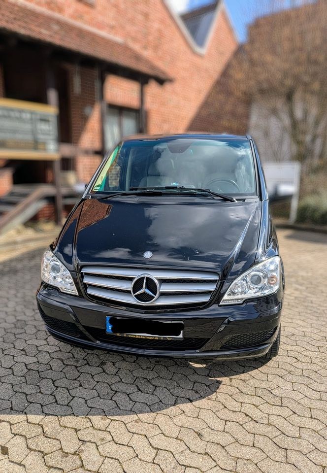 Viano 7 8 Sitzer Mercedes Benz Automatik Allrad mieten in Laichingen