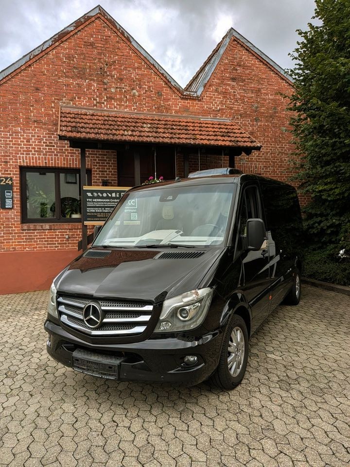 Merceders Sprinter VIP Bus 8 1,9 Sitzer mieten in Laichingen