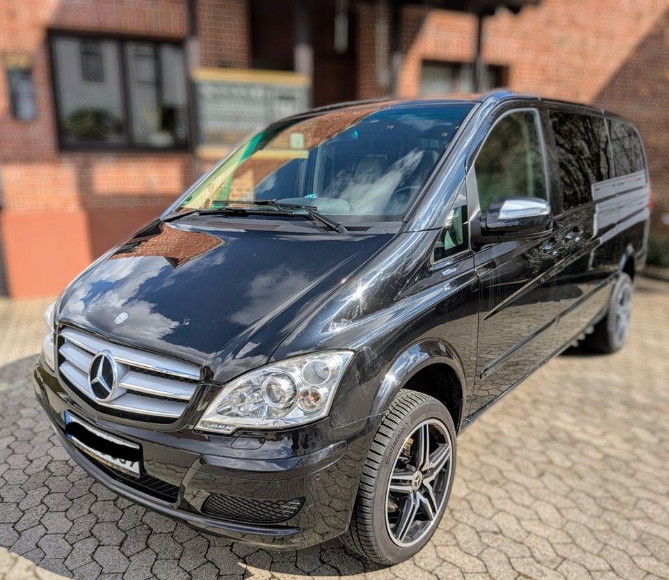 Viano 7 8 Sitzer Mercedes Benz Automatik Allrad mieten in Laichingen – 2