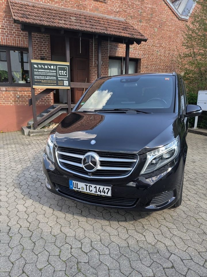 V Klasse 8 Sitzer Allrad Automatik Minivan mieten in Laichingen – 2