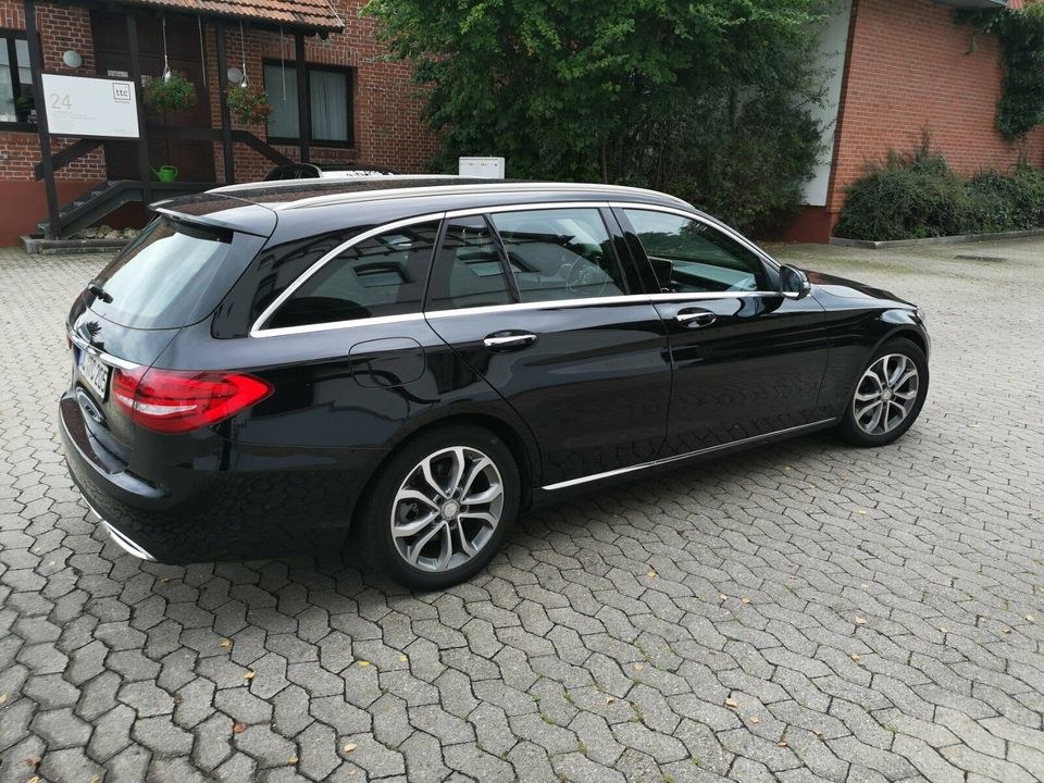 Mercedes C klasse Kombi Automatik Diesel mieten in Laichingen – 2
