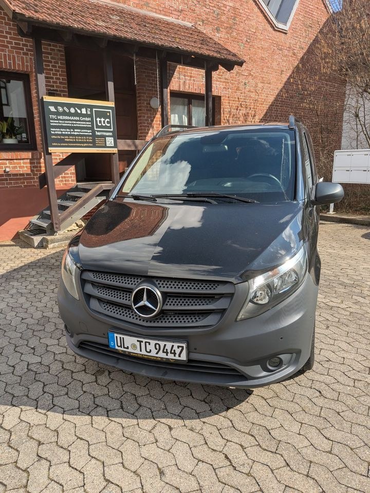 Mercedes Benz Vito 8 Sitzer Schaltgetriebe mieten in Laichingen – 2