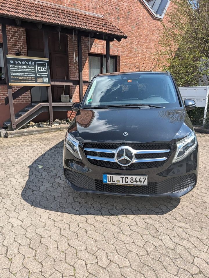 V Klasse Allrad 8 Sitzer Van mieten in Laichingen – für Gruppe & Team