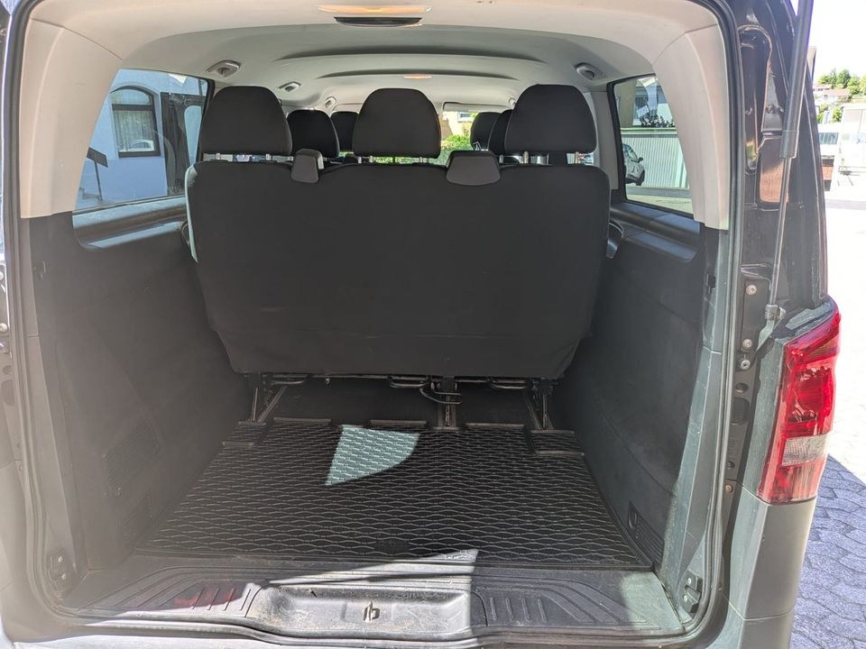 Van Vito Minivan 8 Sitzer Mercedes mieten in Laichingen – 2