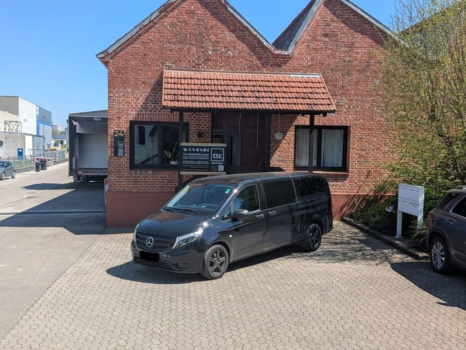 Mercedes Benz Vito 9 Sitzer mieten in Laichingen – für Gruppe & Team