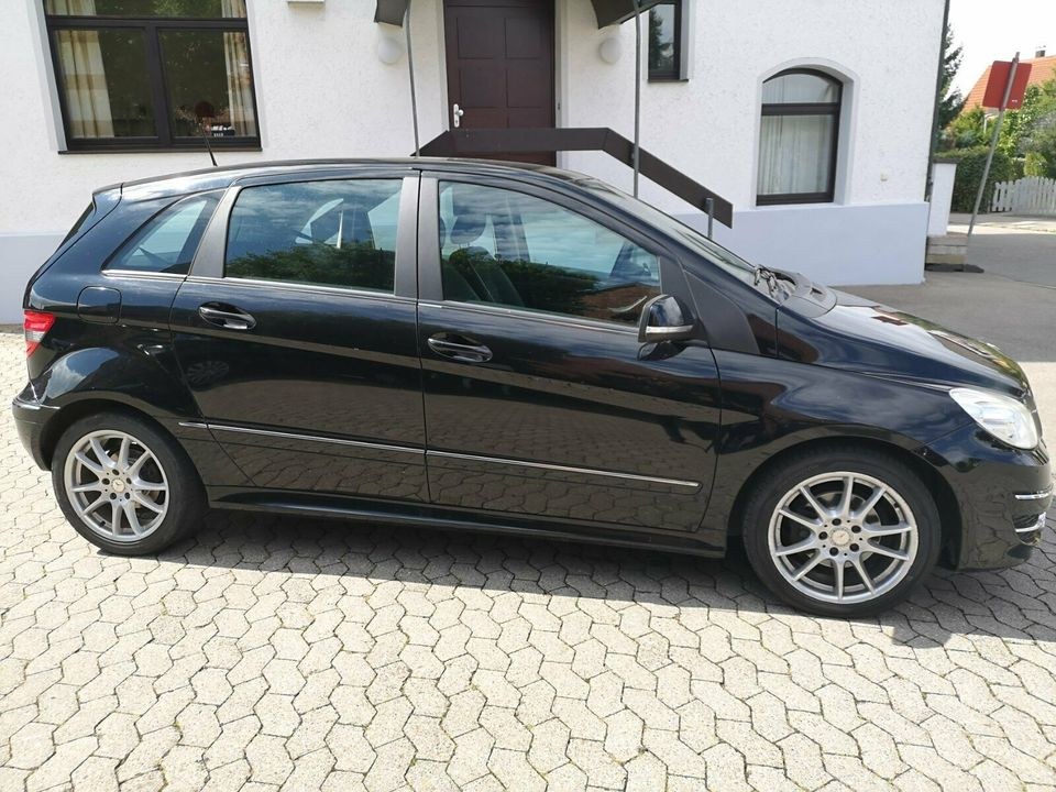Kleinwagen B Klasse Mercedes kmfrei mieten in Laichingen – fair mieten – 2