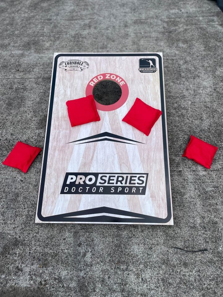 Cornhole Bretter Eventmodul mieten bei Lager & Abhol – Spiel & Spaß