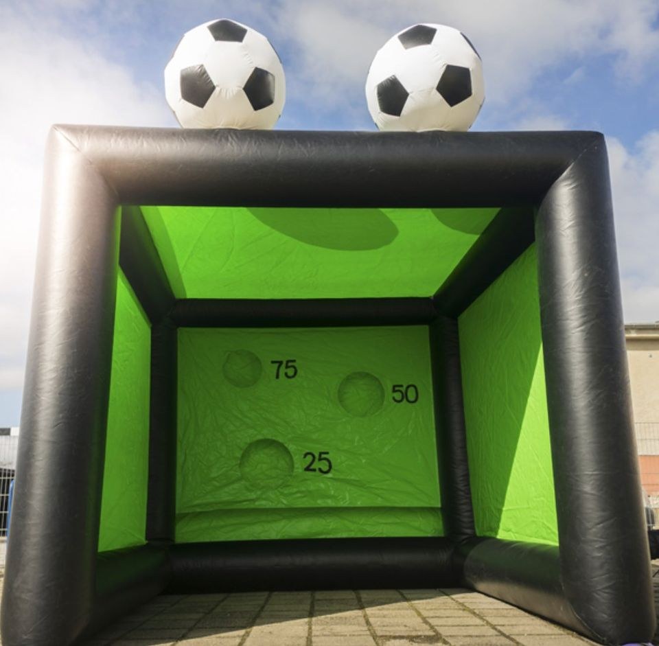 Torwand Fussball aufblasbar mieten bei Lager & Abhol