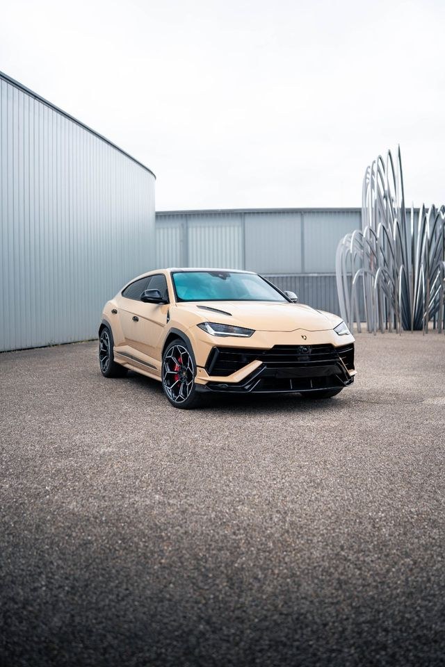 Lamborghini Urus Performante mieten bei Vabro – Fahrspaß auf Zeit