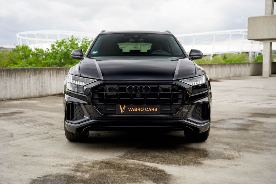 Audi Q8 50TDI Competition Plus mieten bei Vabro – Fahrspaß auf Zeit – 2