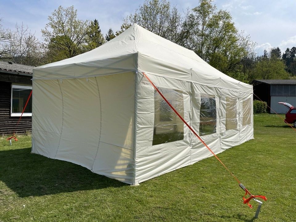 Zelt 4 x 8 Faltpavillon Partyzelt Gartenzelt mieten in Kirchzarten