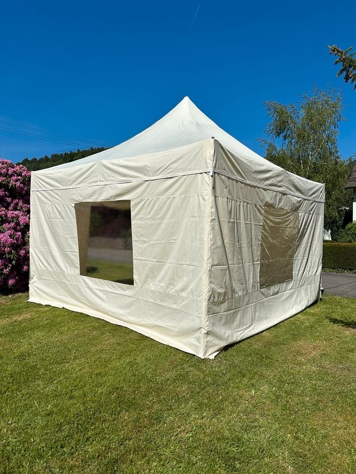 Zelt 4 x Faltpavillon Partyzelt Gartenzelt mieten in Kirchzarten – 4
