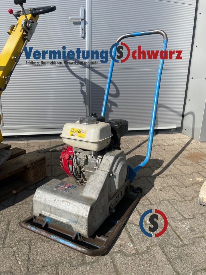 Rüttelplatte 63 kg 270 Stampfer mieten bei Vermietung Schwarz – 3