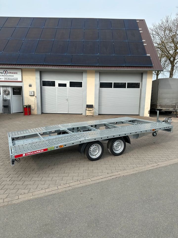 Autotransporter 3,0to Universal Anhänger mieten bei Vermietung Schwarz – 4