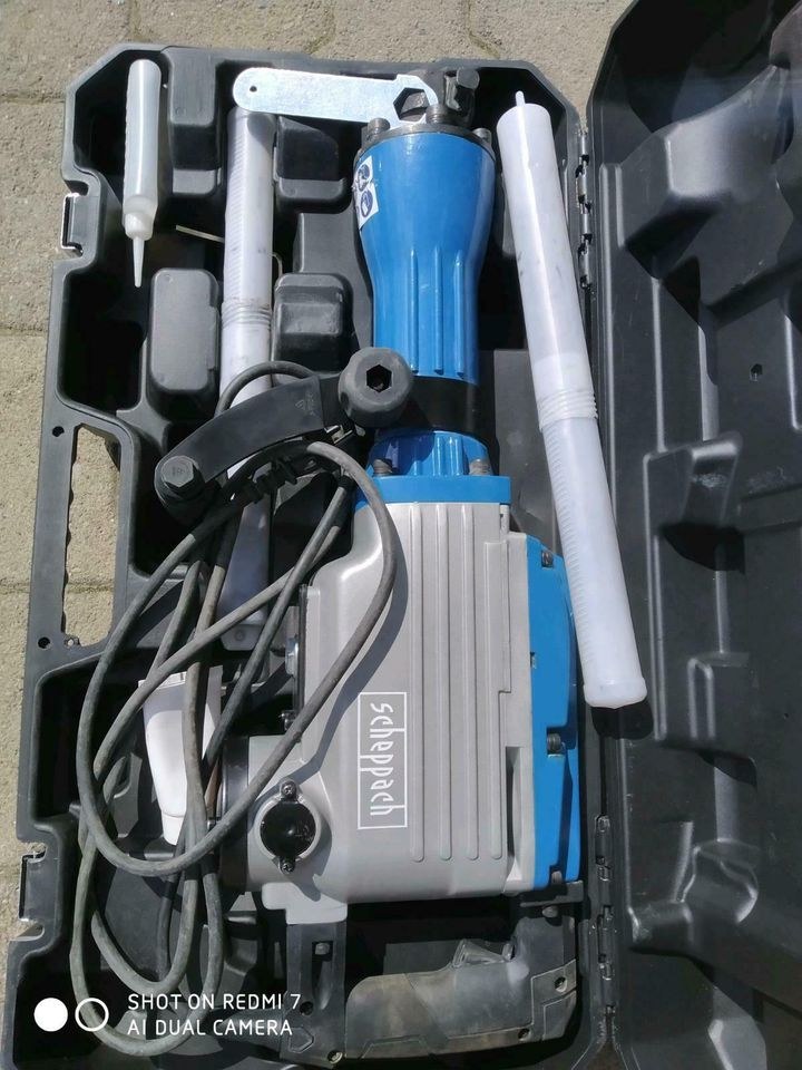 Stemmhammer mieten bei Vermietung Schwarz – für Abbruch & Durchbruch – 2