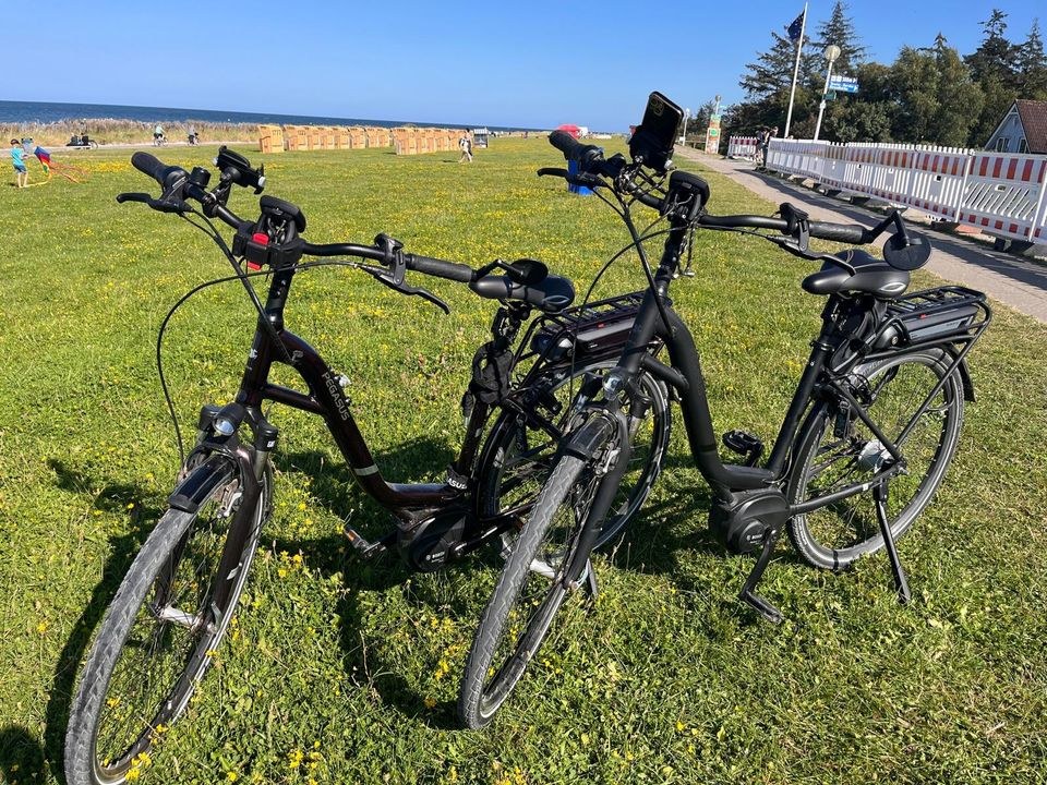 E Bike Elektrofahrrad Fahrradträger mieten bei Vermietung Schwarz