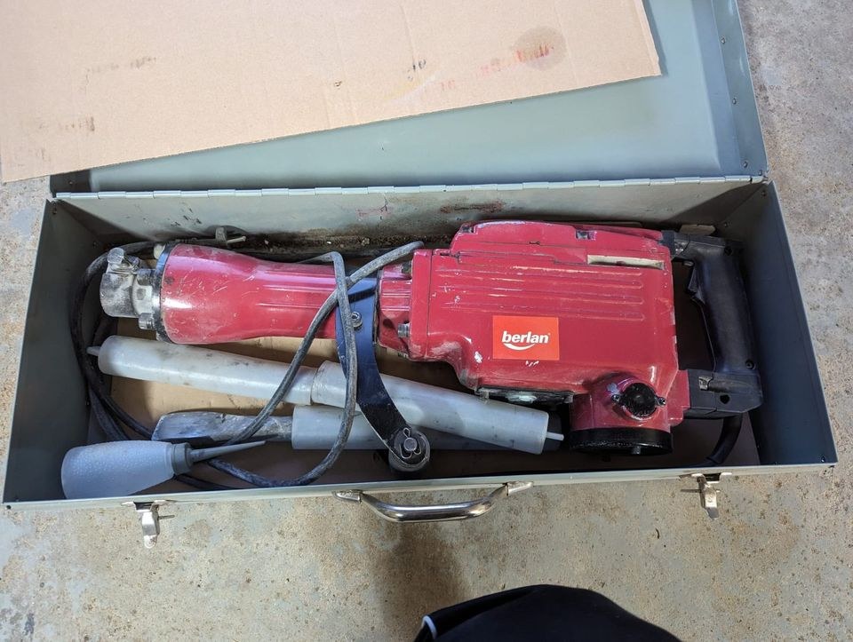 Abbruchhammer Stemmhammer 1800W mieten bei Vermietung Wehlauch