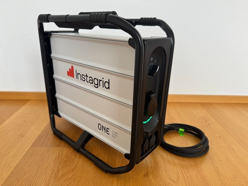 3600W Powerstation Powerbank Instagrid One mieten in Kernen im Remstal