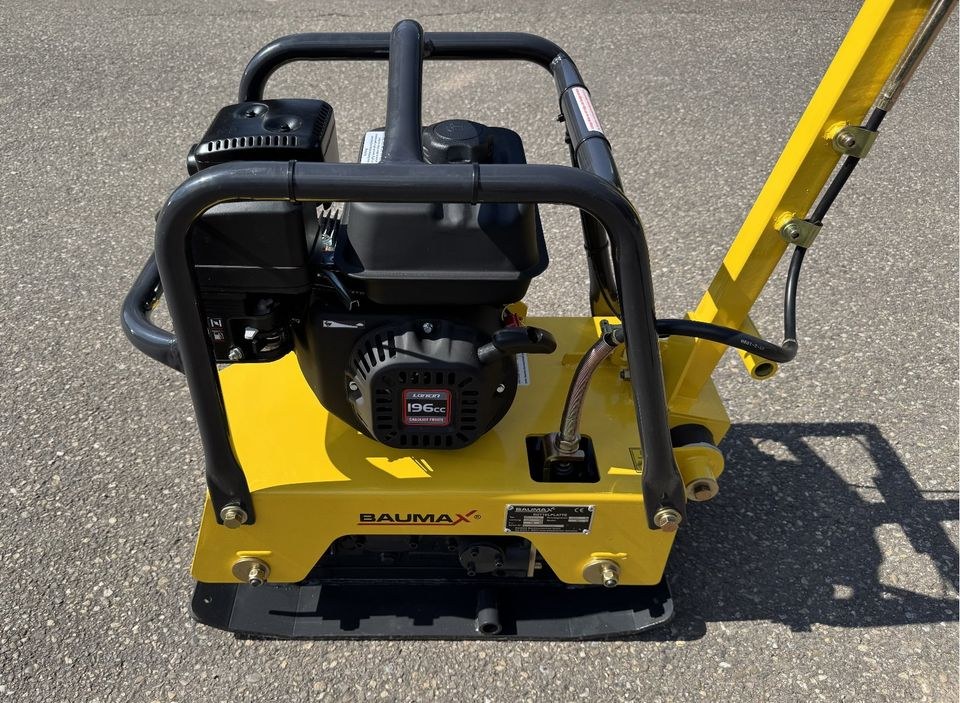 Baumax 135kg Rüttelplatte Verdichter Rüttler mieten – 2