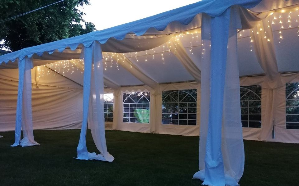 Partyzelt Pavillion 5x10m mieten in Heidesee – für jedes Wetter