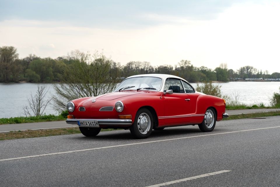 VW Karmann Ghia Oldtimer mieten bei Vibedrive
