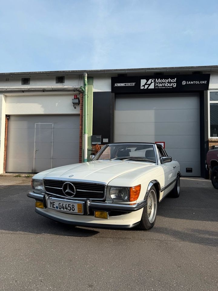 Mercedes Benz SL Cabrio Oldtimer mieten bei Vibedrive