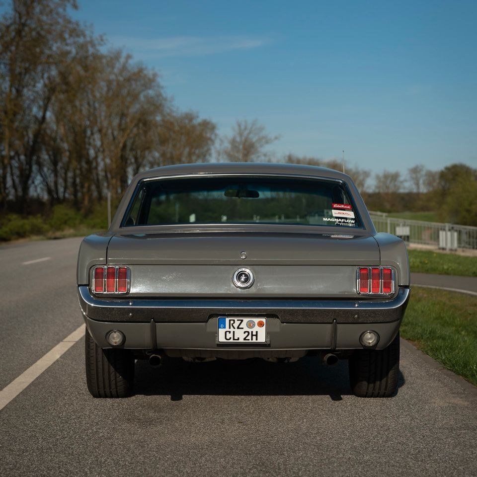 Ford Mustang Oldtimer mieten bei Vibedrive – für Hochzeit & Ausfahrt – 4