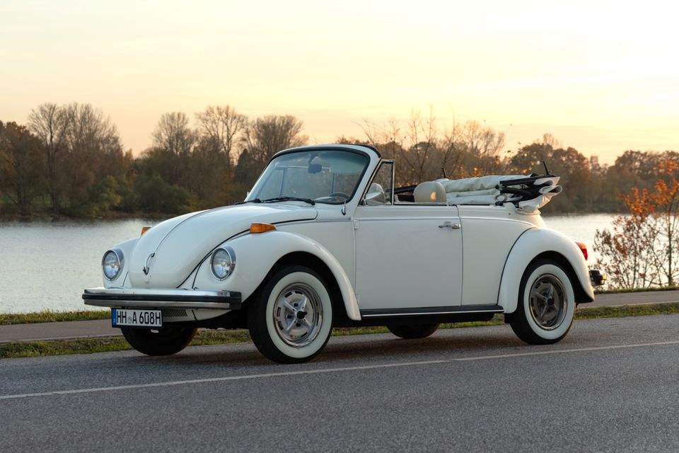 VW Käfer Cabrio Oldtimer mieten bei Vibedrive