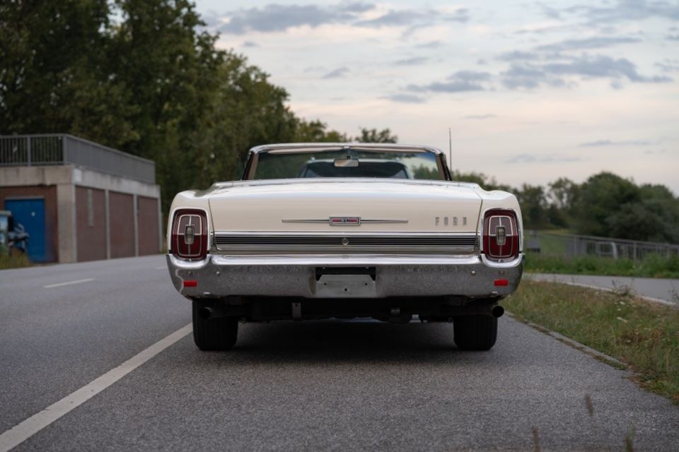 Ford Galaxie Oldtimer mieten bei Vibedrive – für Hochzeit & Ausfahrt – 4