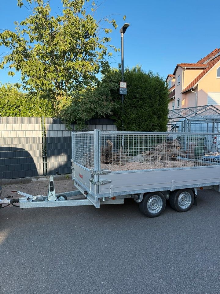 Anhänger Dreiseitenkipper Kippanhänger Kipper mieten in Freisbach