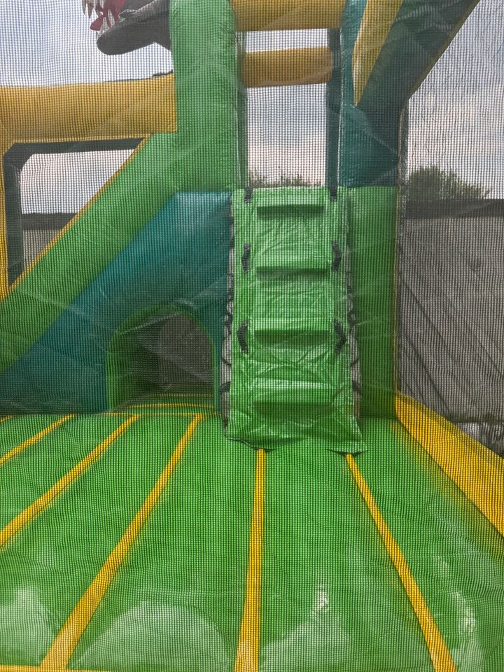 Hüpfburg Dinoland XXL KEINE Deals mieten bei VTO Verleih – 4