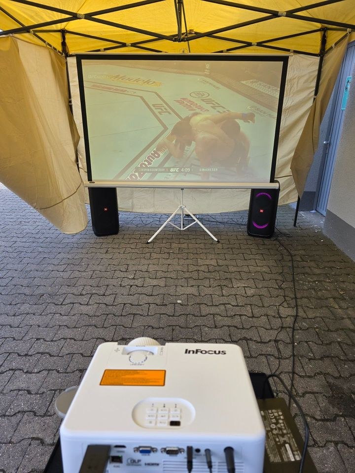 Beamer JBL&Leinwand Heimkino Komplett Set mieten bei VTO Verleih – 3