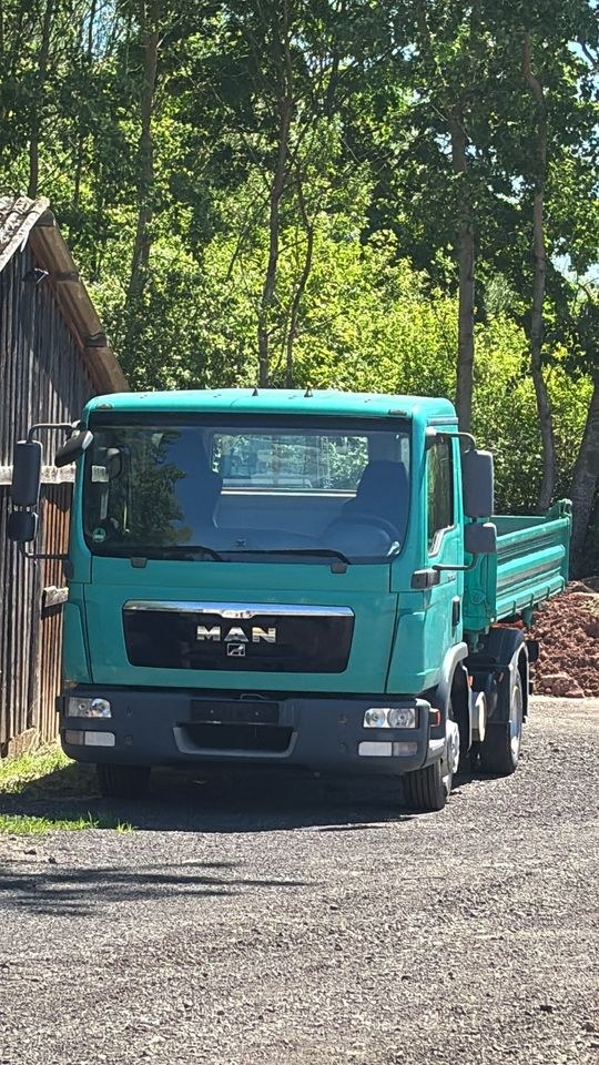 N LKW 10t 12t Dreiseitenkipper Kipper mieten bei VTW Projekentwicklung