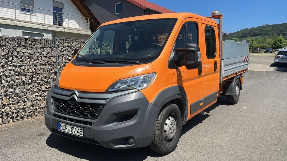 PKW Kipper Dreiseitenkipper Doppelkabine 3,5t mieten in Alheim
