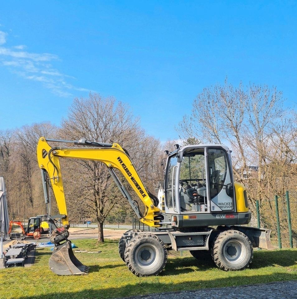 7 t Mobilbagger Radbagger Wacker EW65 1 Monat mieten in Weilmünster – 2