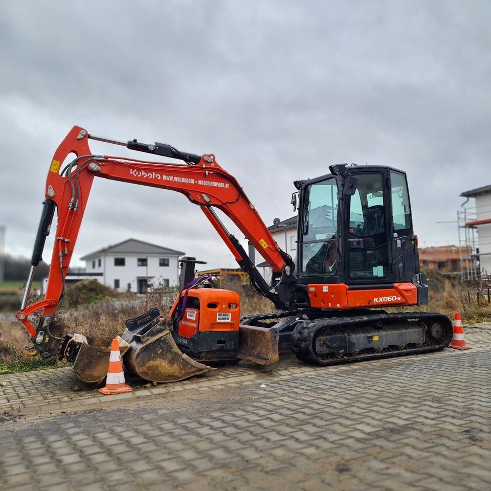 5,6 t Minibagger Bagger 3,85m Grabtiefe mieten in Weilmünster – 3