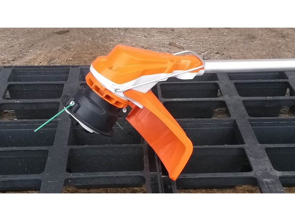 Akku Motorsense 36V 2x 3,1 kg Stihl FSA 60 R mieten in Weilmünster – 4