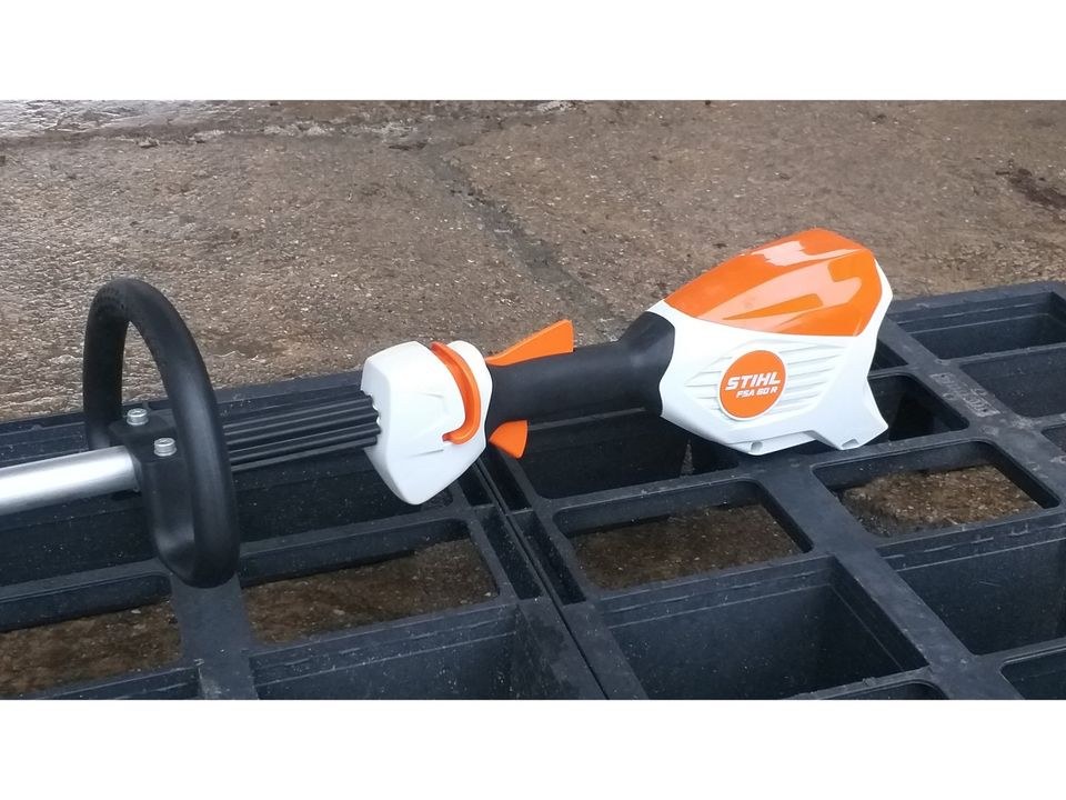 Akku Motorsense 36V 2x 3,1 kg Stihl FSA 60 R mieten in Weilmünster – 2
