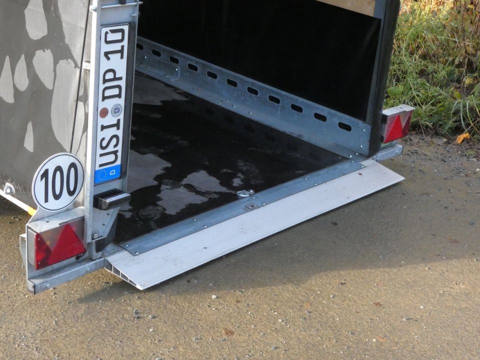 750kg Motorradanhänger Planenanhänger kippbar mieten in Weilmünster – 3
