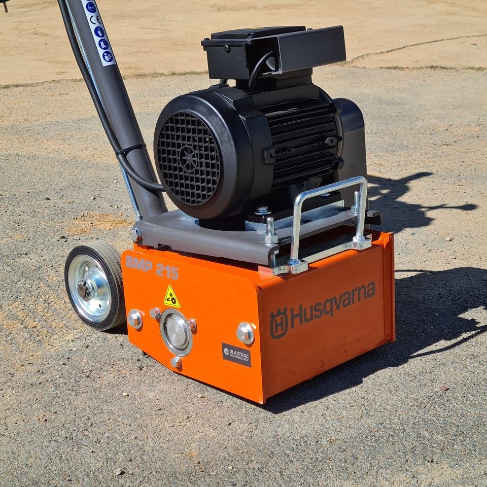 Betonfräse Bodenfräse 215 mm Husqvarna BMP E mieten in Weilmünster – 2