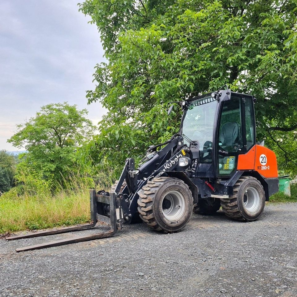 Radlader Dumper Grävenwiesbach mieten bei Weilburger Maschinenpark